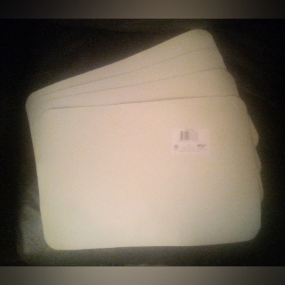 "Inspired" Live/Laugh/Love Damask Pattern Vinyl Geometric Placemats (4) - Picture 5 of 5